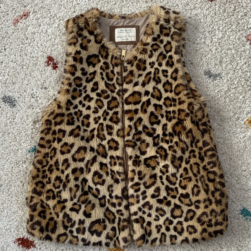 Zara vest size 11/12 - Picture 1 of 3